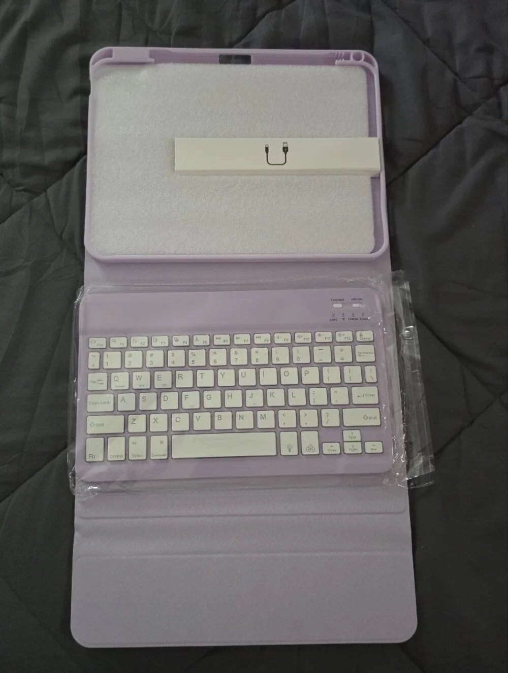 Compact Lavender Bluetooth Keyboard Case for Tablet